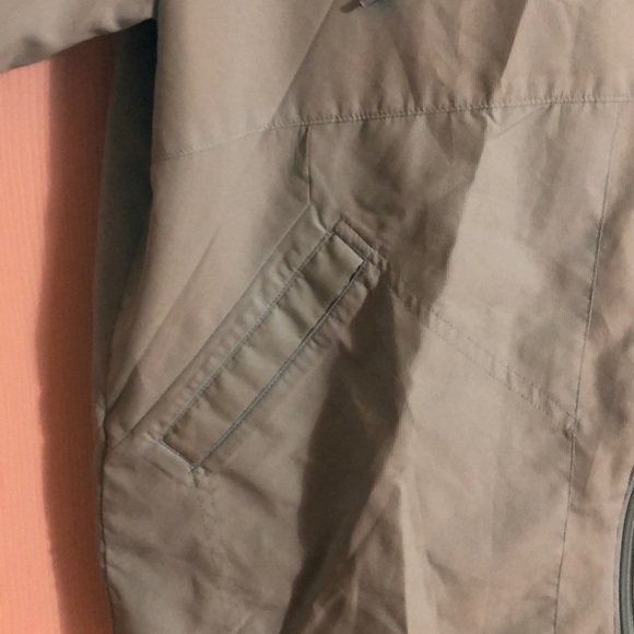 Adidas sky blue lightweight hooded windbreaker - Picture 4 of 5